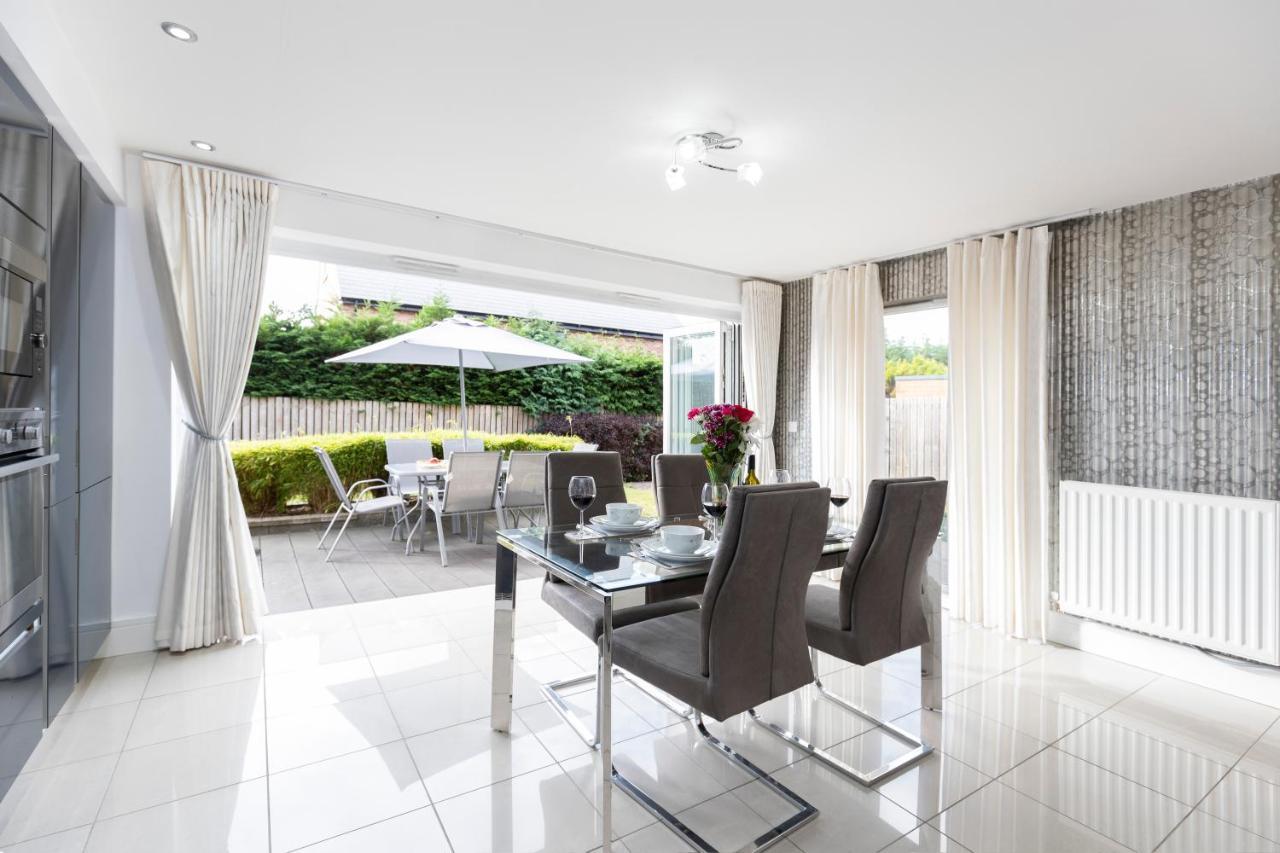 4 Bed 2 Bath Luxury In County Durham *