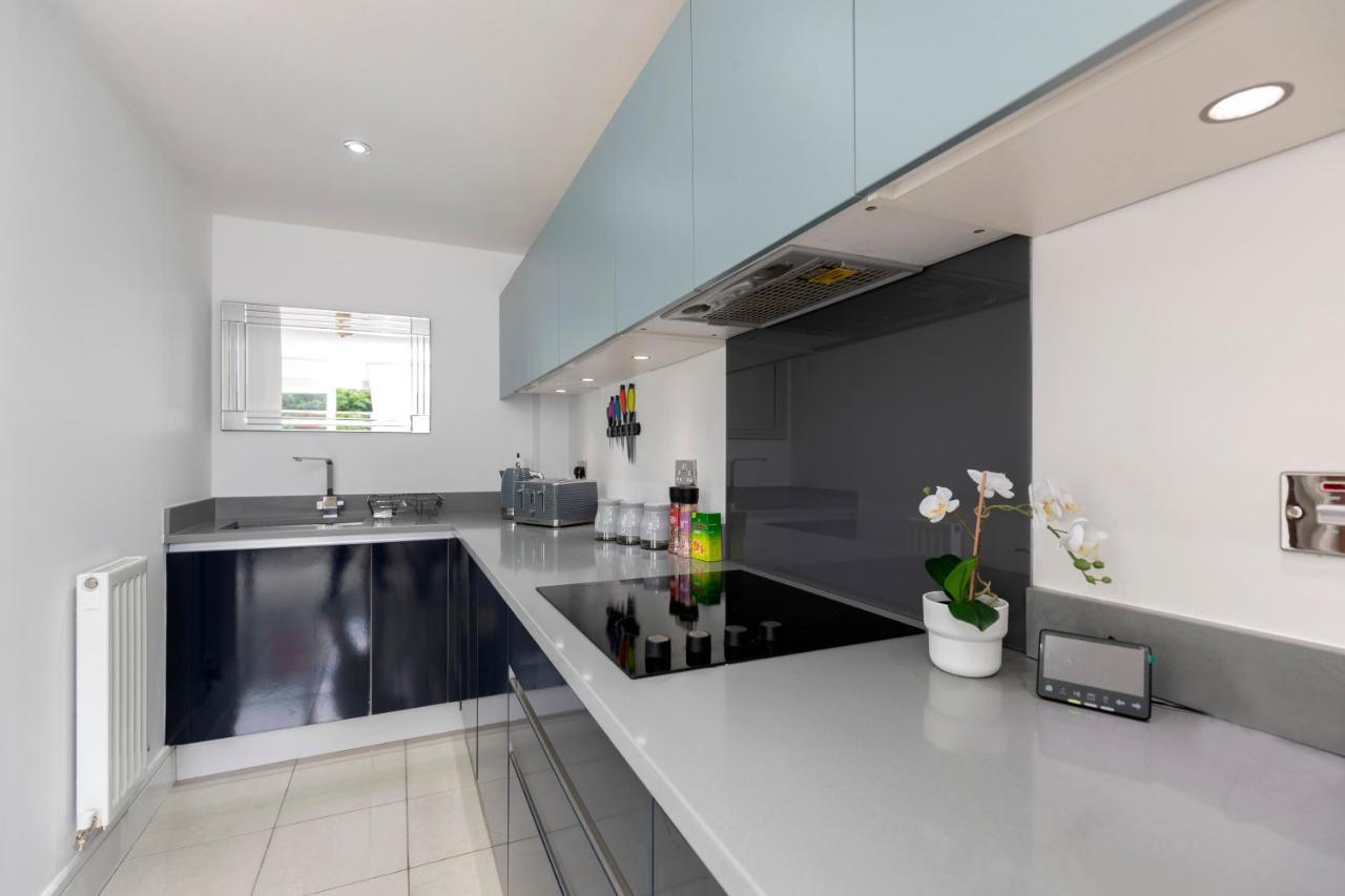 4 Bed 2 Bath Luxury In County Durham