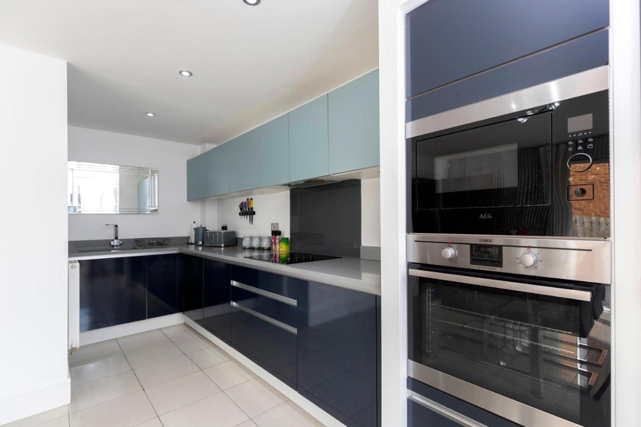 4 Bed 2 Bath Luxury In County Durham Holiday home