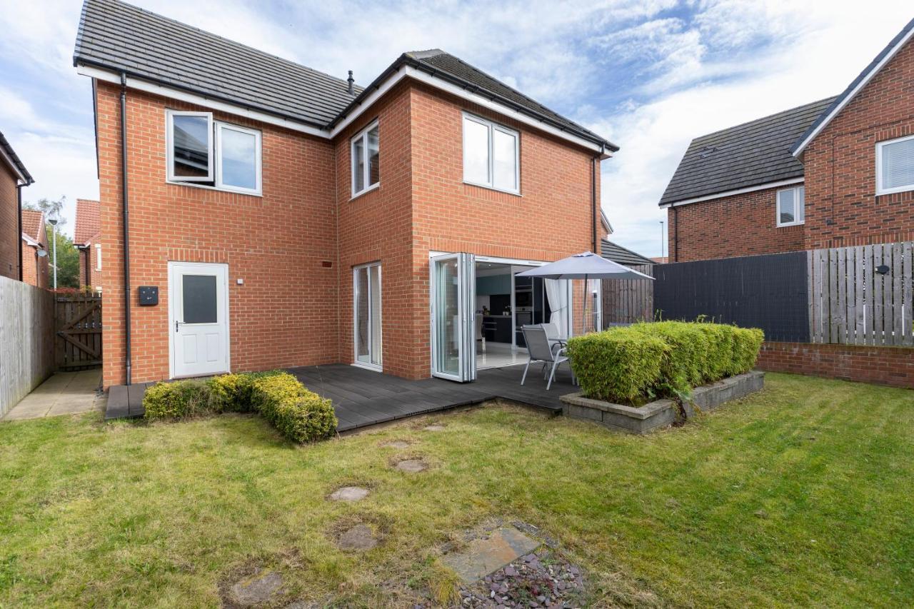 4 Bed 2 Bath Luxury In County Durham Holiday home