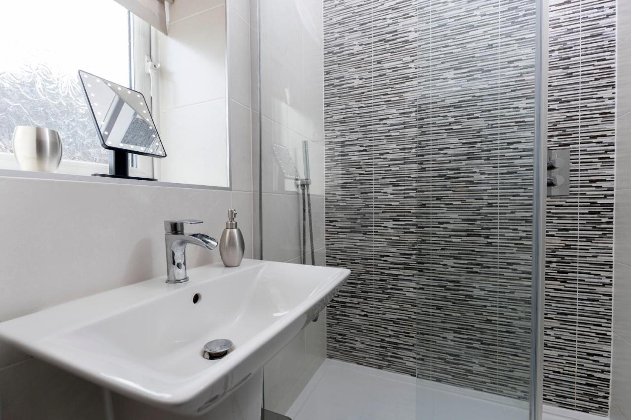 Holiday home 4 Bed 2 Bath Luxury In County Durham