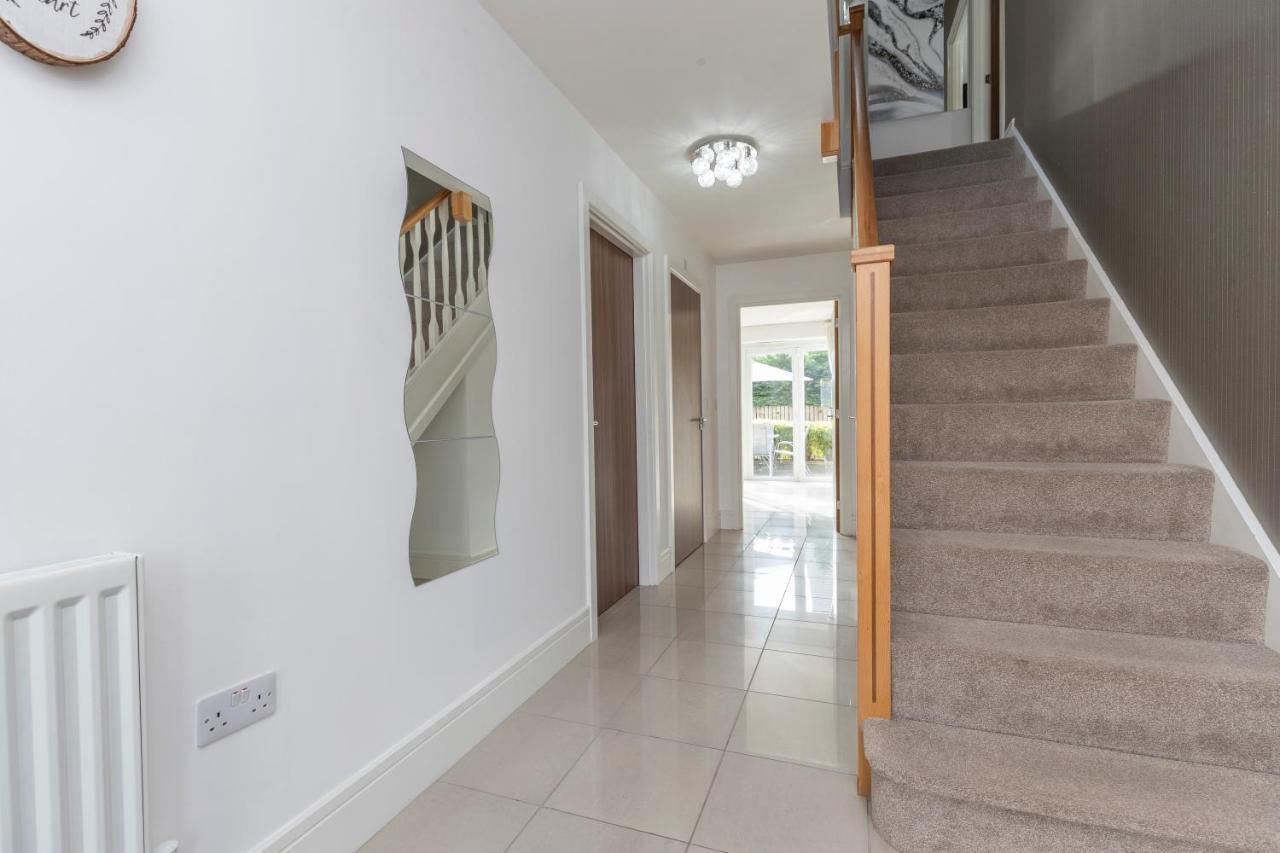 4 Bed 2 Bath Luxury In County Durham *