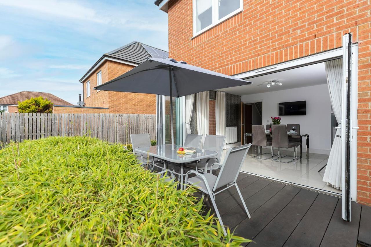 4 Bed 2 Bath Luxury In County Durham *