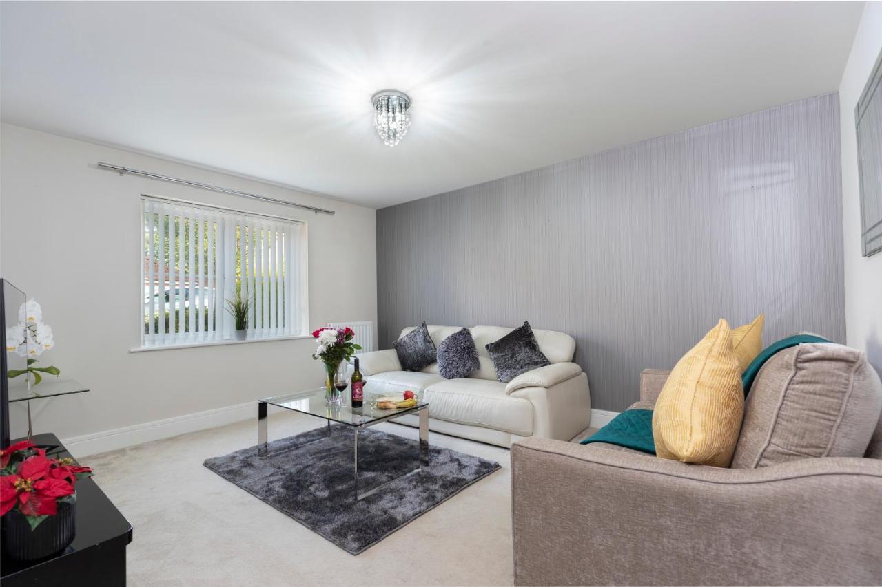 4 Bed 2 Bath Luxury In County Durham *